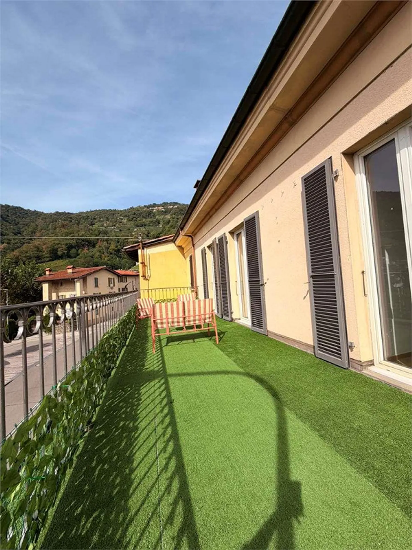 Apartment with terrace - Photo 3 of 13