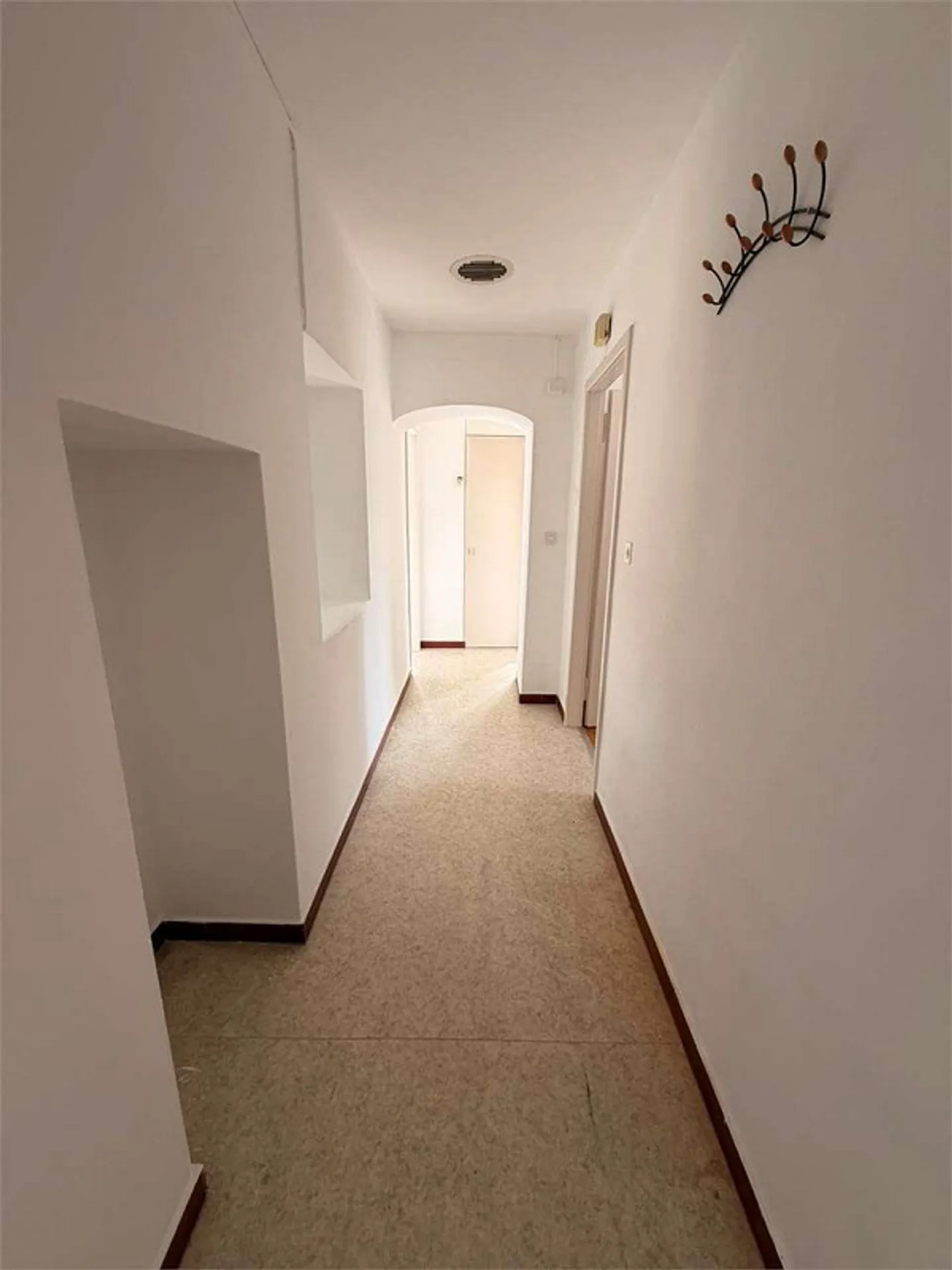 Apartment with terrace - Photo 10 of 13