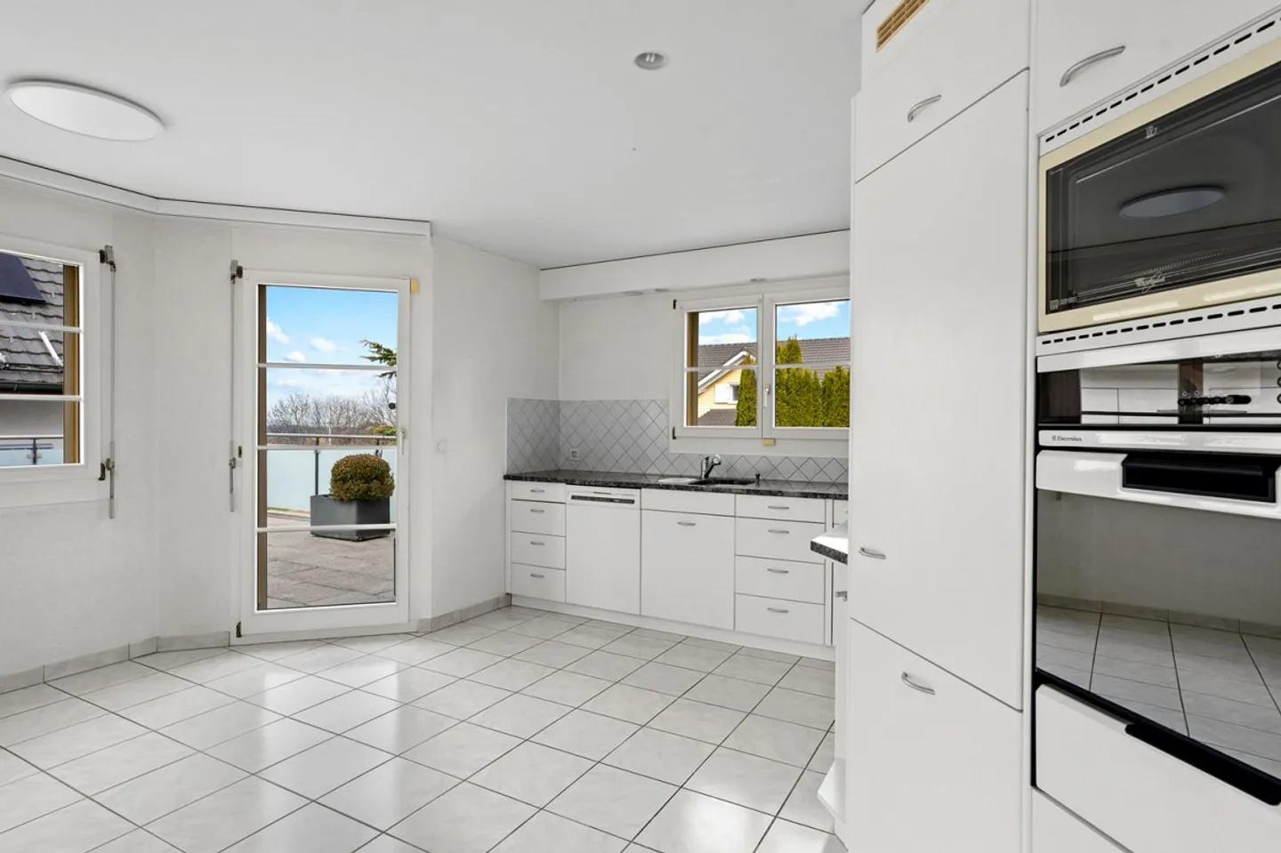 Spazio per la famiglia, hobby ed energia – La tua casa dei sogni ad Andwil SG - Foto 15 di 30