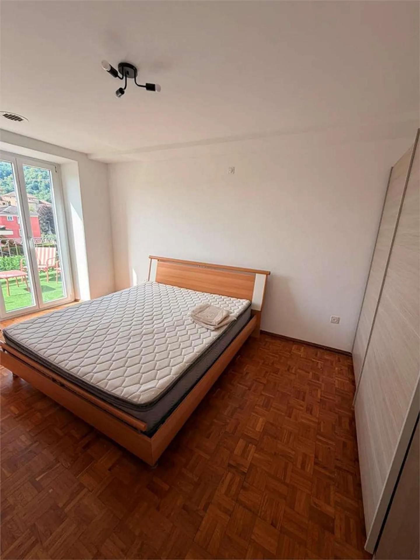 Apartment with terrace - Photo 11 of 13