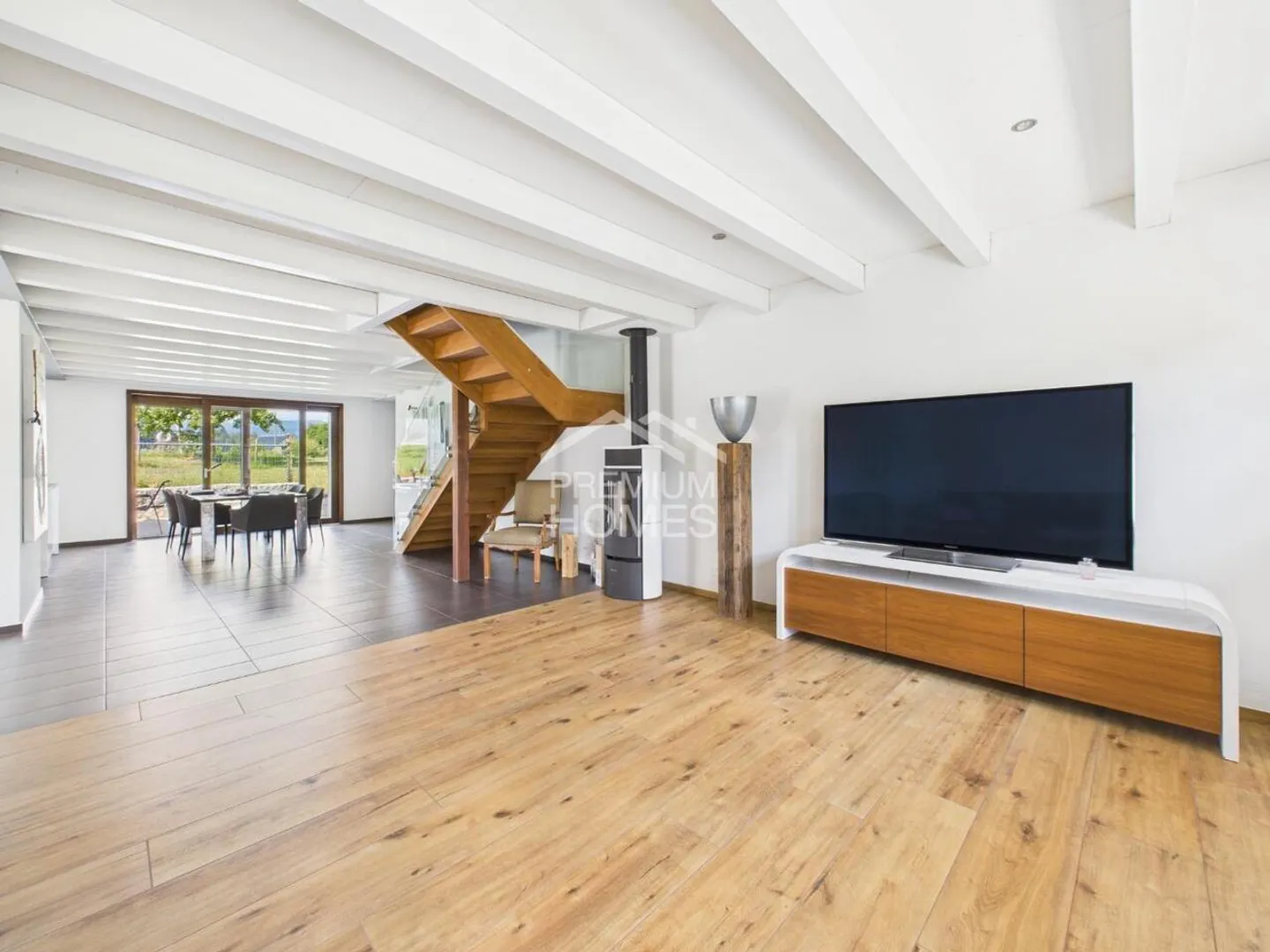 Elegant living over two floors - Photo 1 of 7