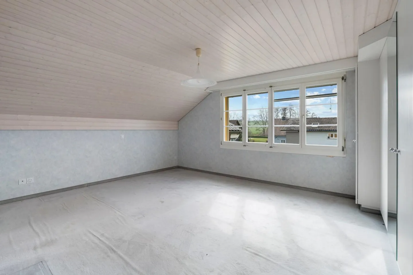 Spazio per la famiglia, hobby ed energia – La tua casa dei sogni ad Andwil SG - Foto 29 di 30