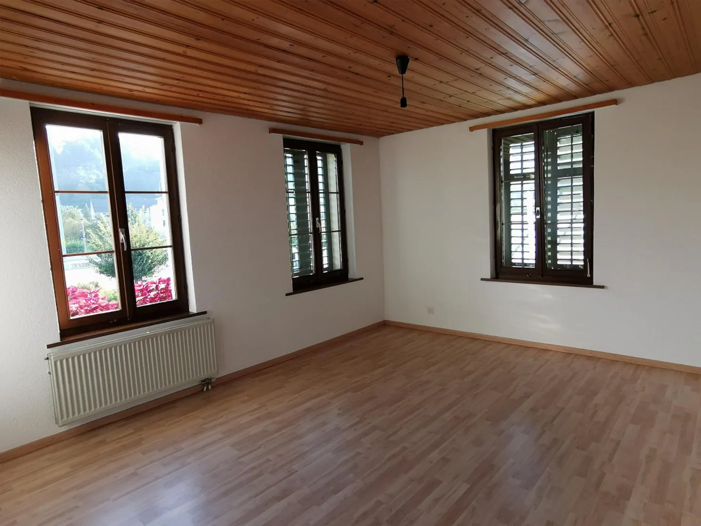Frisch renovierte 4-Zi Wg mit Balkon und Gemeinschaftsgarten - Foto 9 von 12