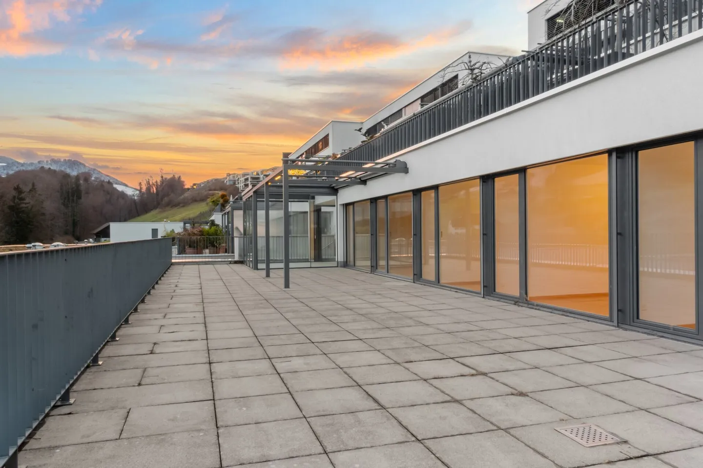 Sunset Terrace Wilen - Photo 2 of 23