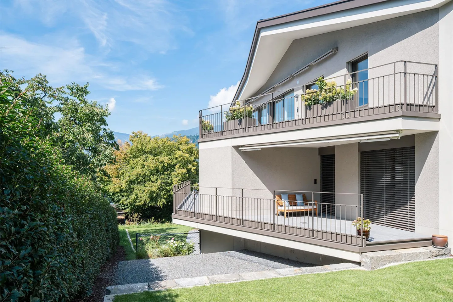 Appartamento esclusivo di 5,5 stanze con vista lago e accesso diretto all'ascensore - Foto 2 di 16