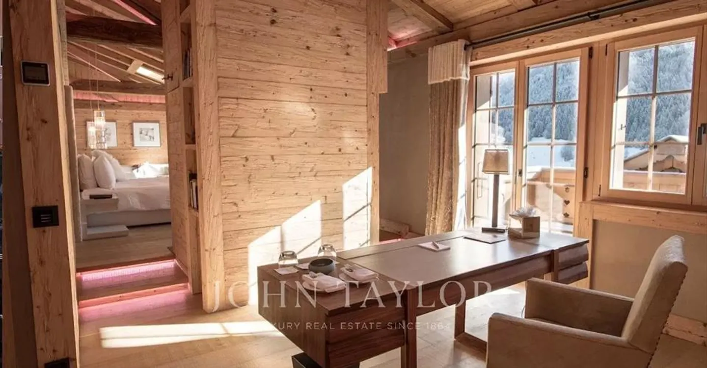 Apartment - Photo 11 of 13