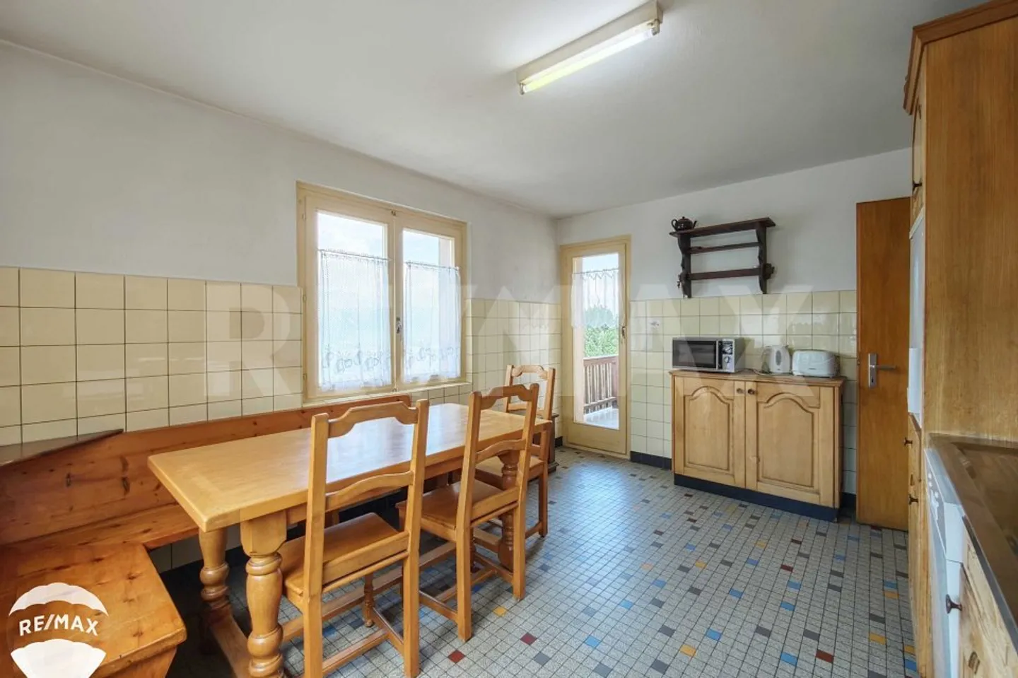 Four-Room Apartment with Garage - Photo 7 of 13
