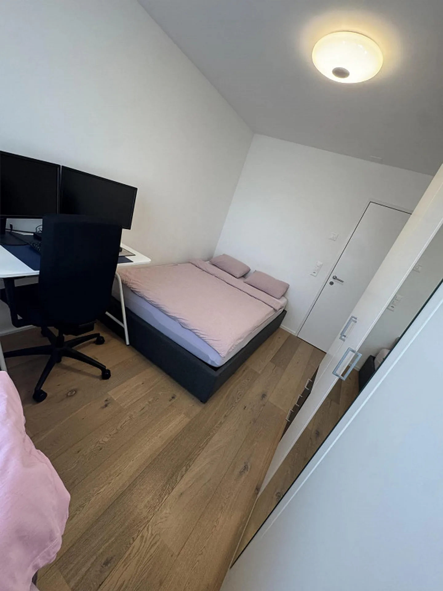 Appartamento 5,5 locali incluso 2 posti auto in garage sotterranea - Foto 10 di 21