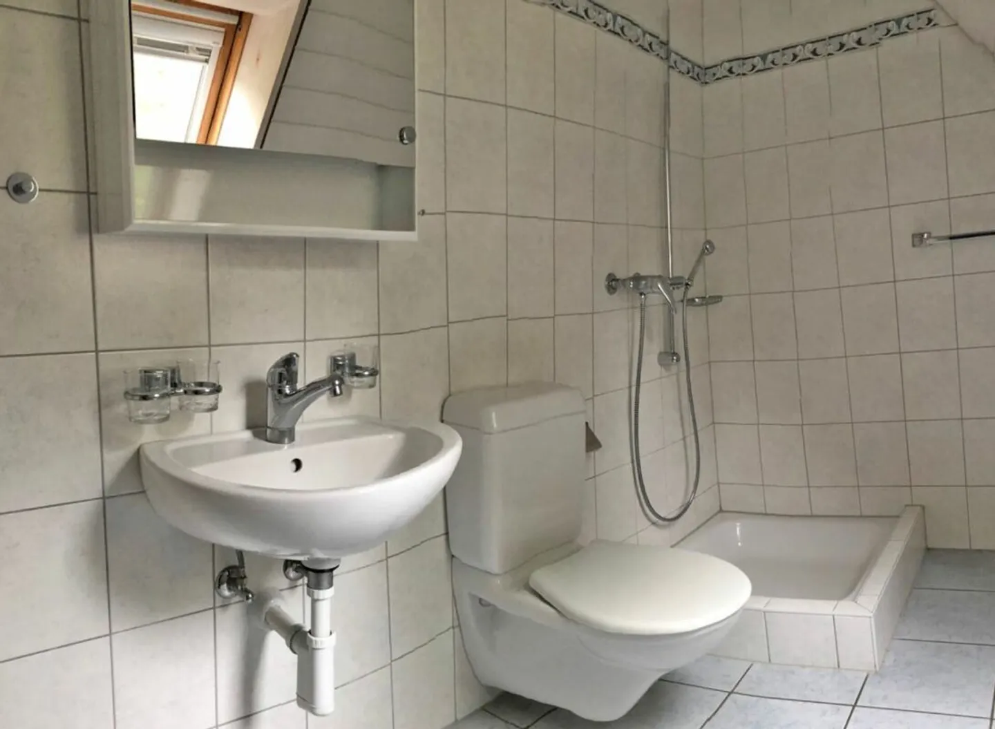 Maison de ville d'angle louée - RÉSERVÉE ! - Photo 6 sur 11