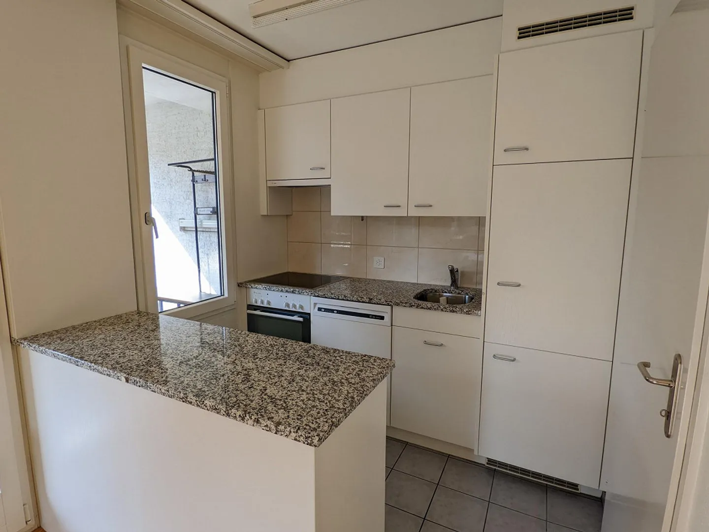 Schöne 3-Zimmer-Whg in Arlesheim am Mattweg - Foto 2 von 9