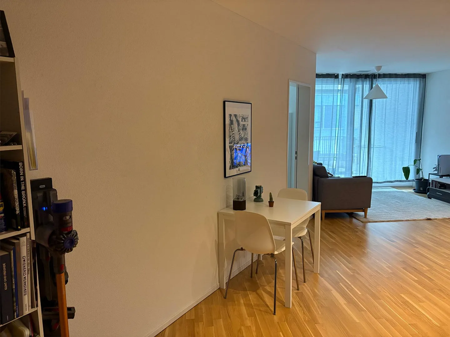 Modern Apartment 2.5 - Photo 13 of 14