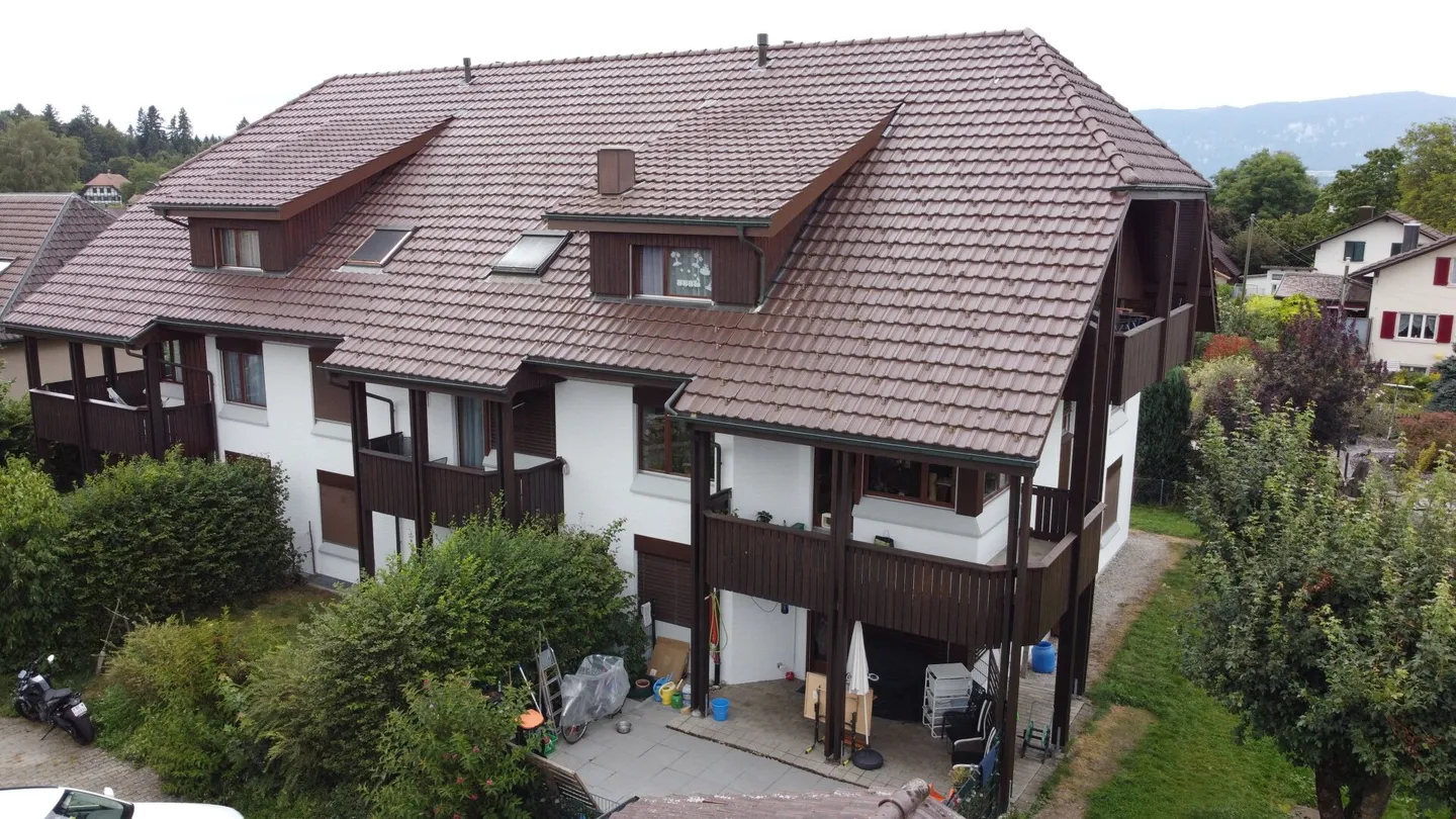 Grand appartement de 4,5 pièces pour 5-15 mois - Photo 2 sur 15