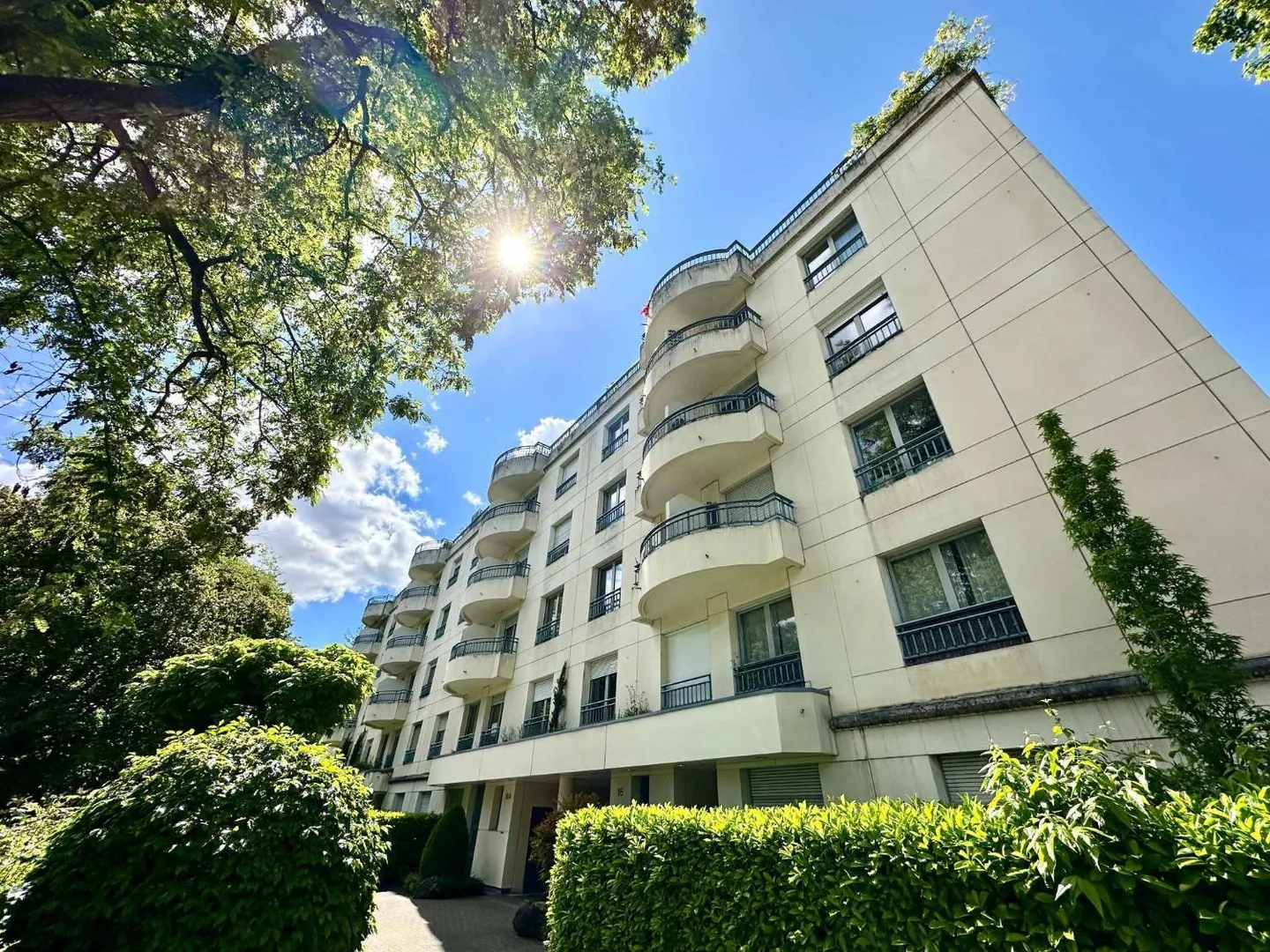Penthouse in Eaux-Vives, Geneva - Photo 1 of 5