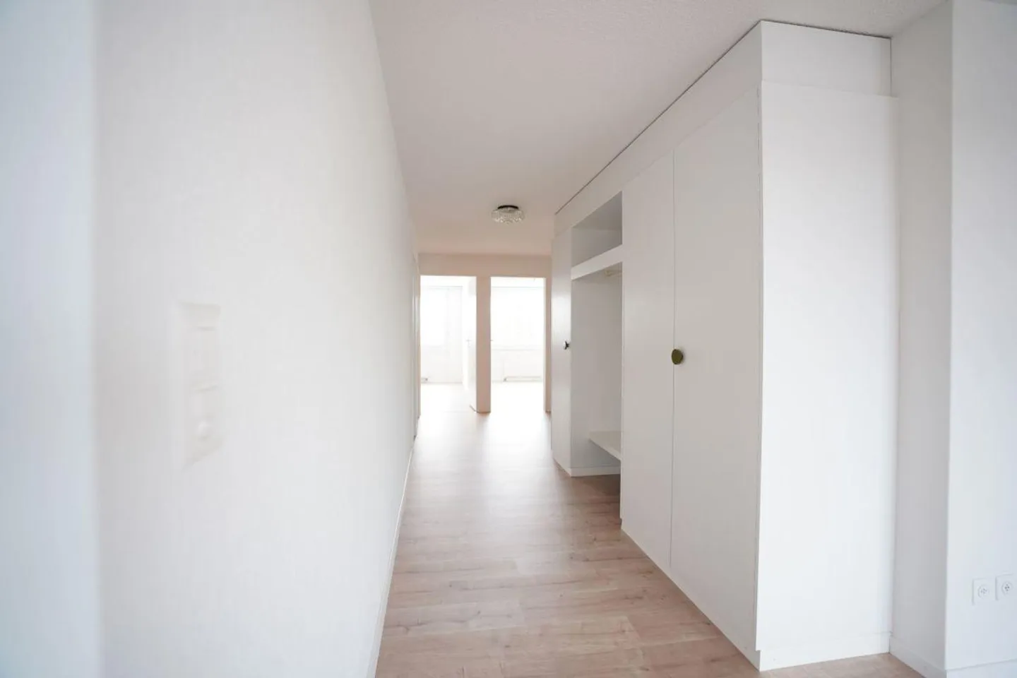 Vivere in una posizione centrale - luminoso appartamento di 3,5 stanze in affitto! - Foto 5 di 7