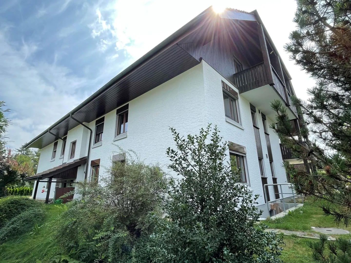 Grand appartement de 4,5 pièces pour 5-15 mois - Photo 1 sur 15