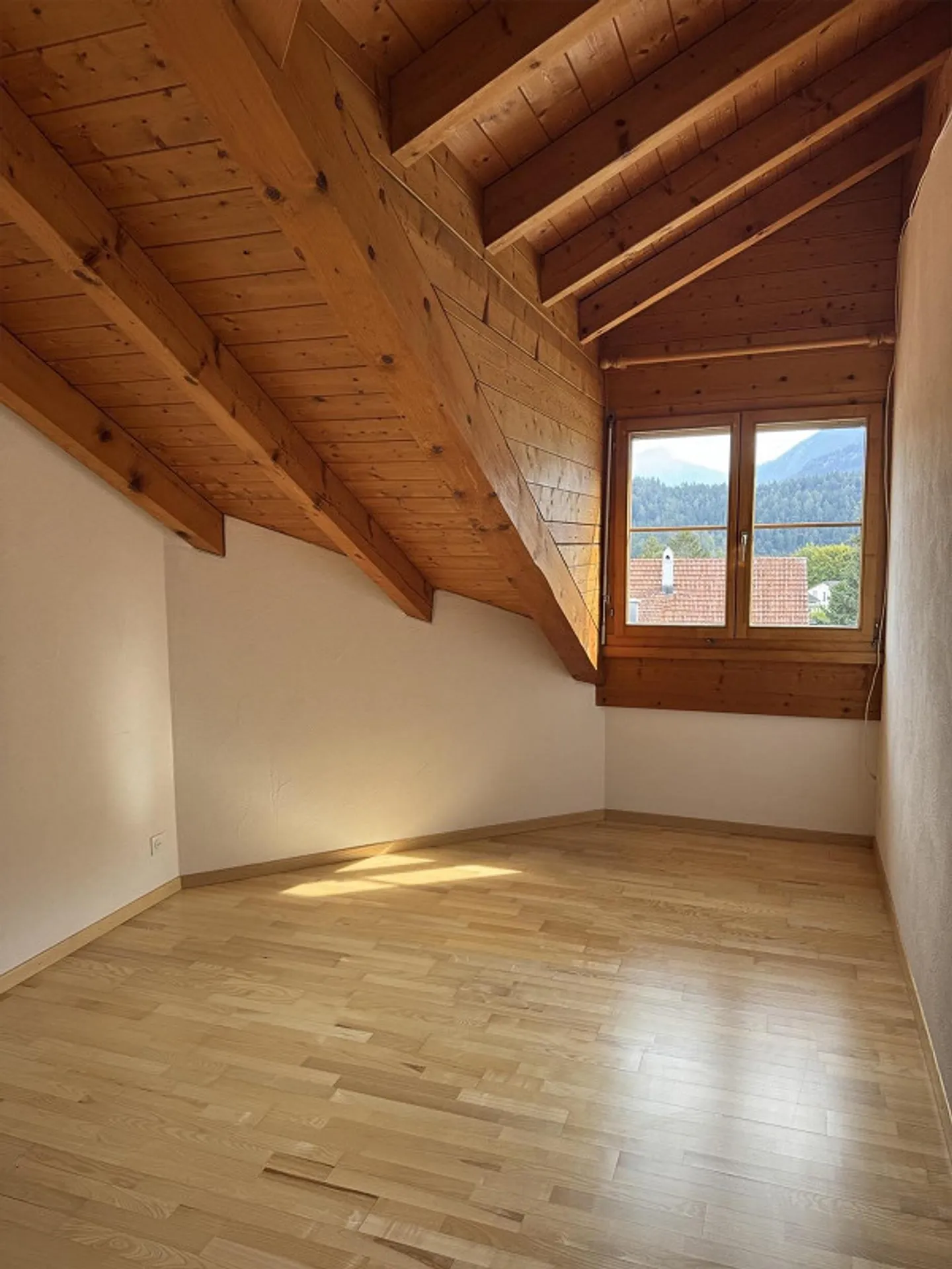 Appartement sous les combles de 3,5 pièces - Photo 5 sur 9