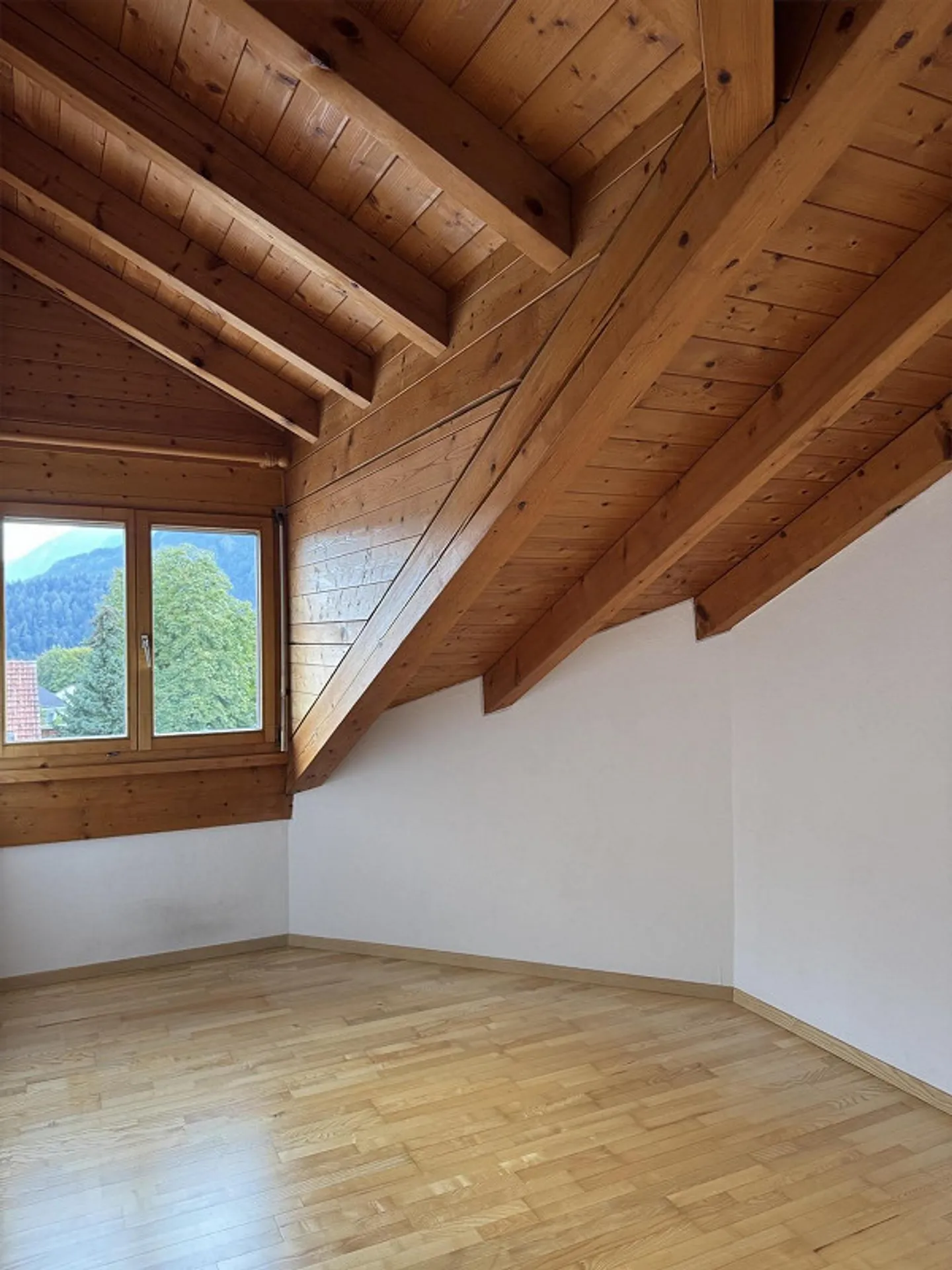 Appartement sous les combles de 3,5 pièces - Photo 6 sur 9