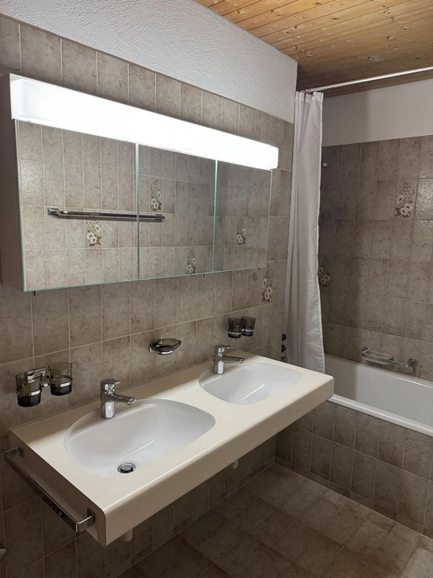 Appartement sous les combles de 3,5 pièces - Photo 7 sur 9
