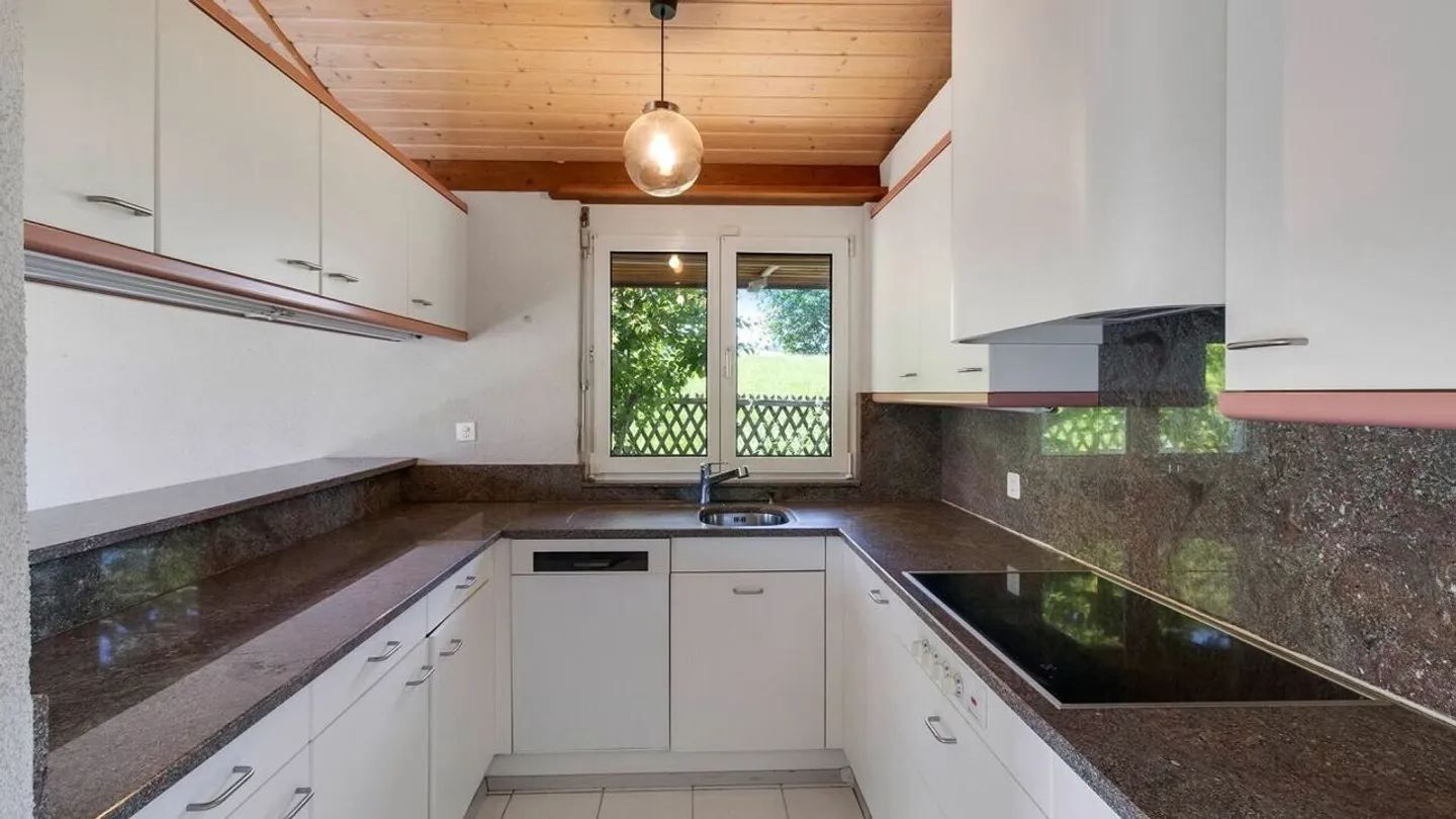Spacious Bungalow in Nature Park - Photo 5 of 8