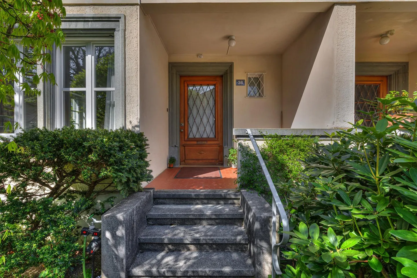 Charaktervolles Einfamilienhaus mit Garten - Foto 15 von 19