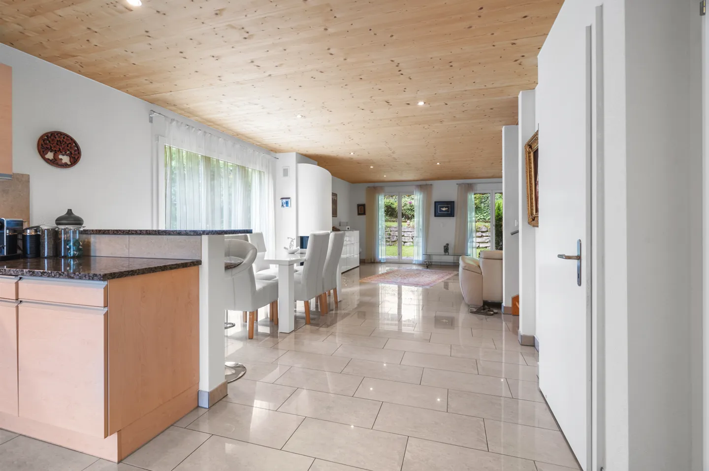 5.5-ZIMMER-REIHENECKHAUS MIT UNVERBAUBARER SICHT AUF DEN WILDNISPARK - Foto 4 von 6