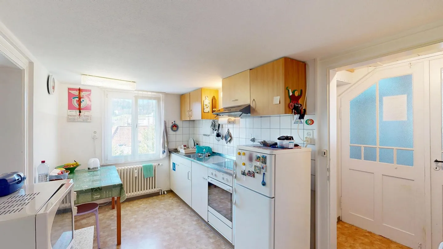 Multi-family house with 3 apartments, potential and attractive residential location - Photo 13 of 21