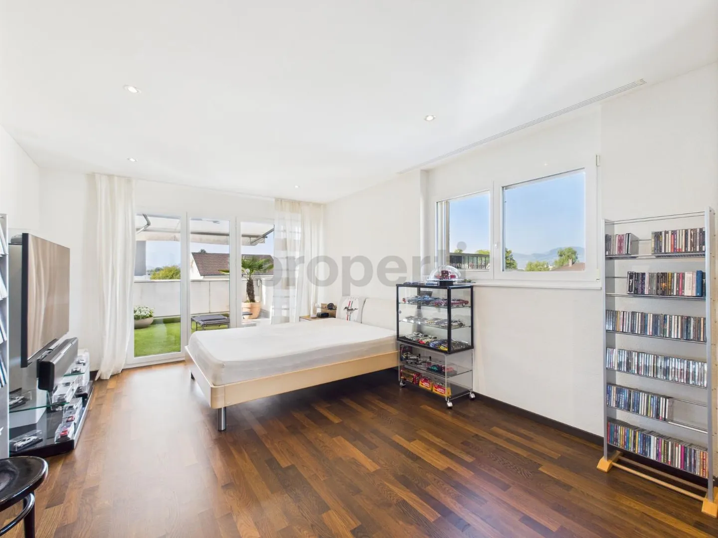 Exclusive penthouse apartment with 40 m² roof terrace & winter garden - Privacy, comfort in Widnau - Photo 6 of 11