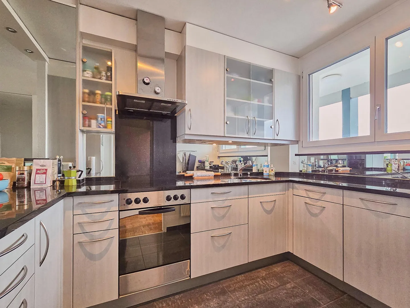 Central Living in the Popular Wankdorf Quarter - Photo 3 of 11