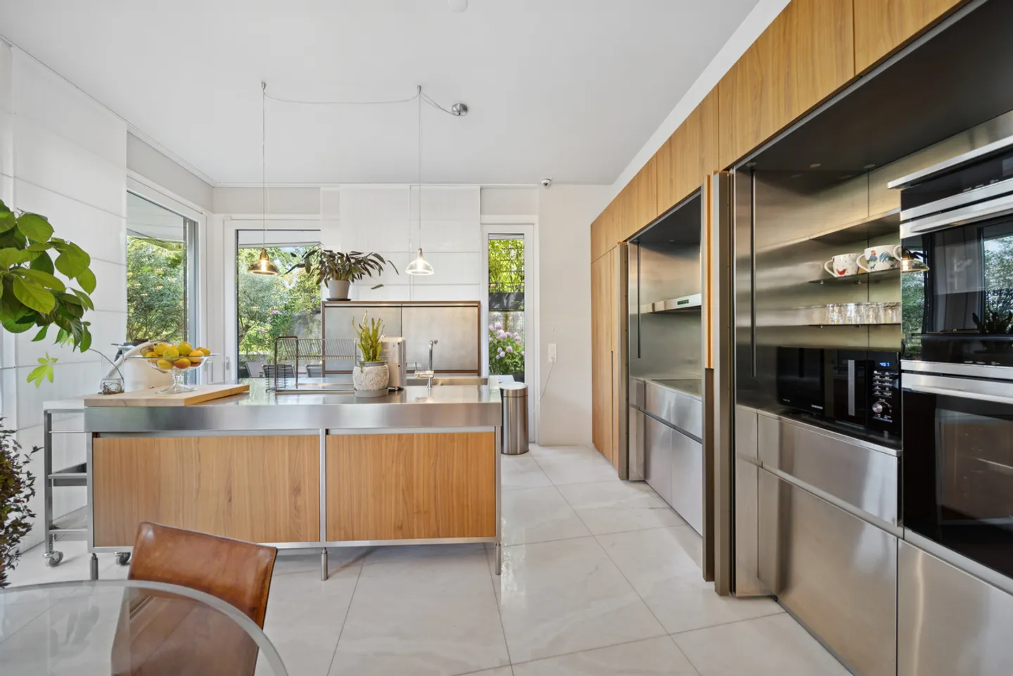 Architektenvilla mit Aussicht und Pool - Foto 4 von 16