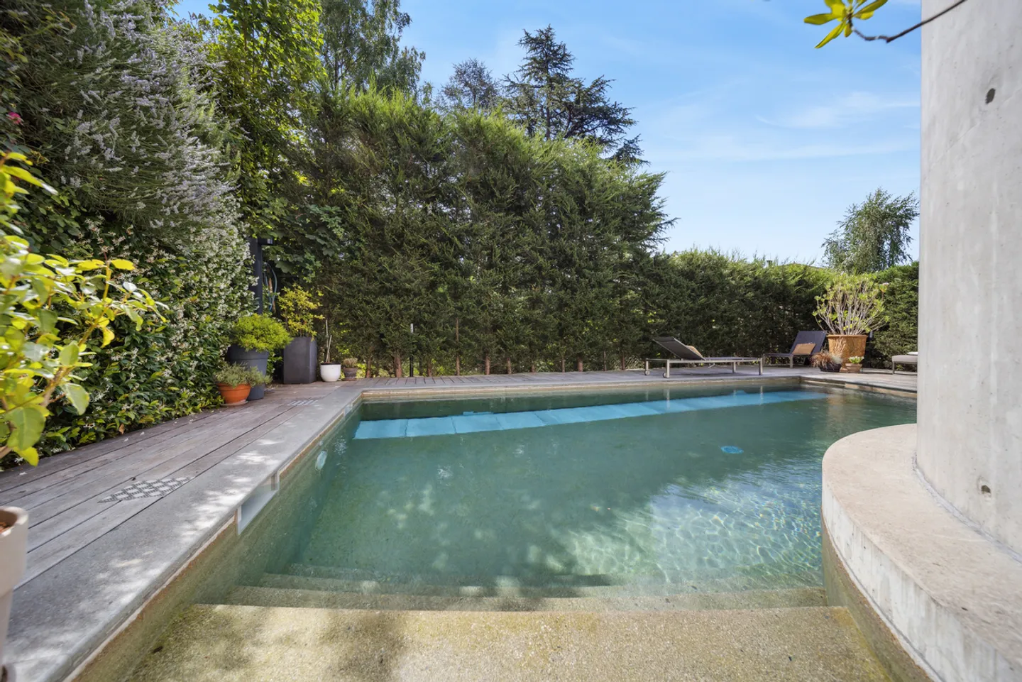 Architektenvilla mit Aussicht und Pool - Foto 7 von 16