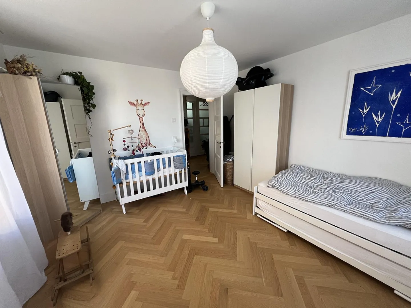 Location à court terme – Appartement lumineux et charmant de 4 pièces au cœur de Zurich (District 6) - Photo 4 sur 8