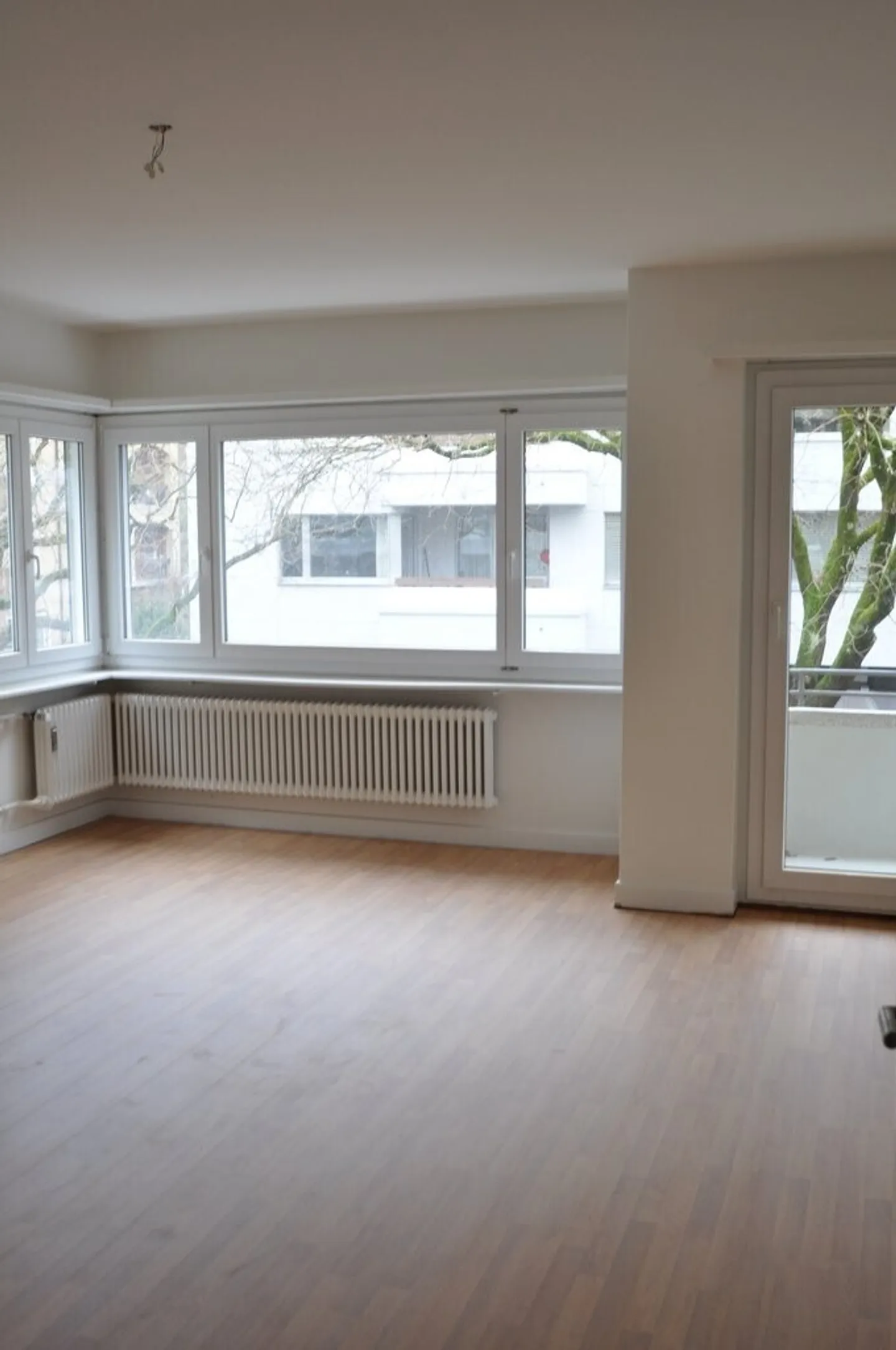 Helle 3-Zimmerwohnung in Baden - Foto 4 von 5