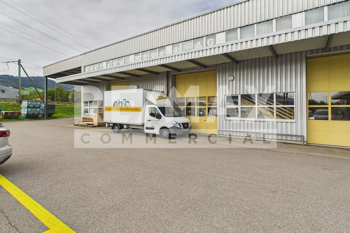 Mischgenutztes Gebäude mieten - Foto 1 von 5