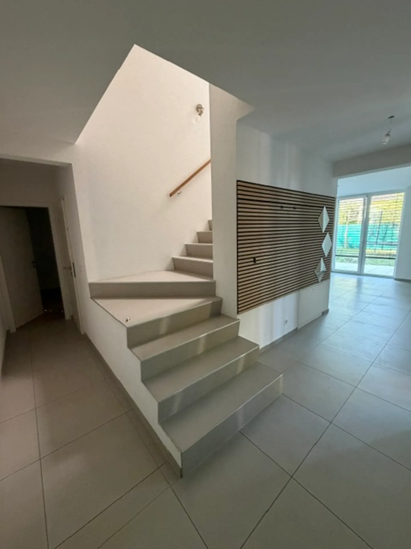 Haus - Foto 2 von 10