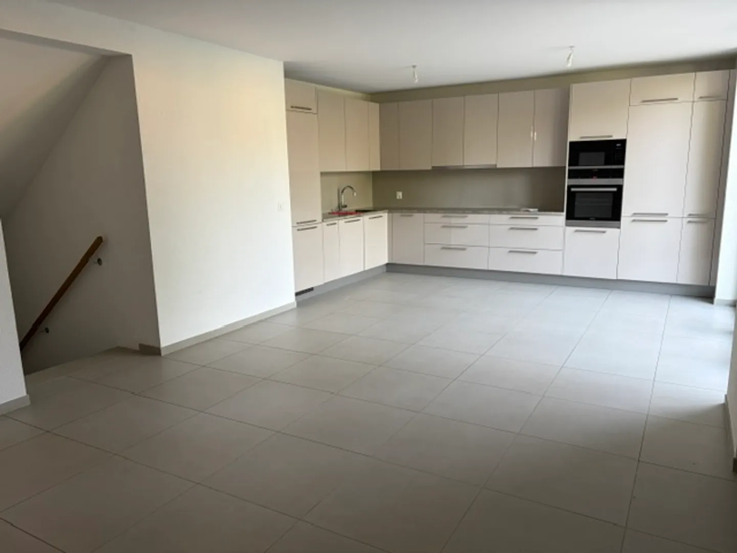 Haus - Foto 1 von 10