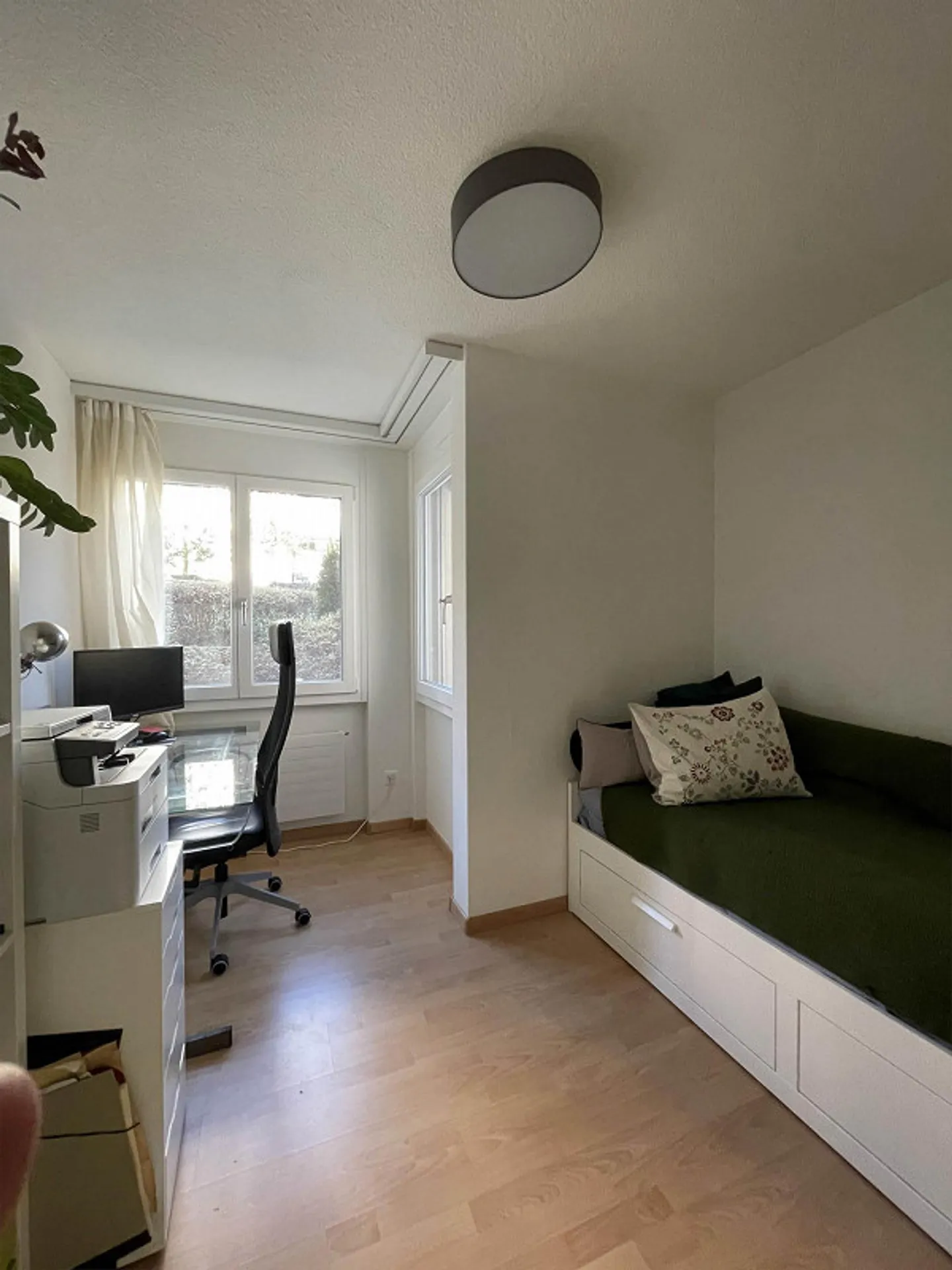 Moderno appartamento con giardino di 3,5 stanze con molta privacy - Foto 5 di 16