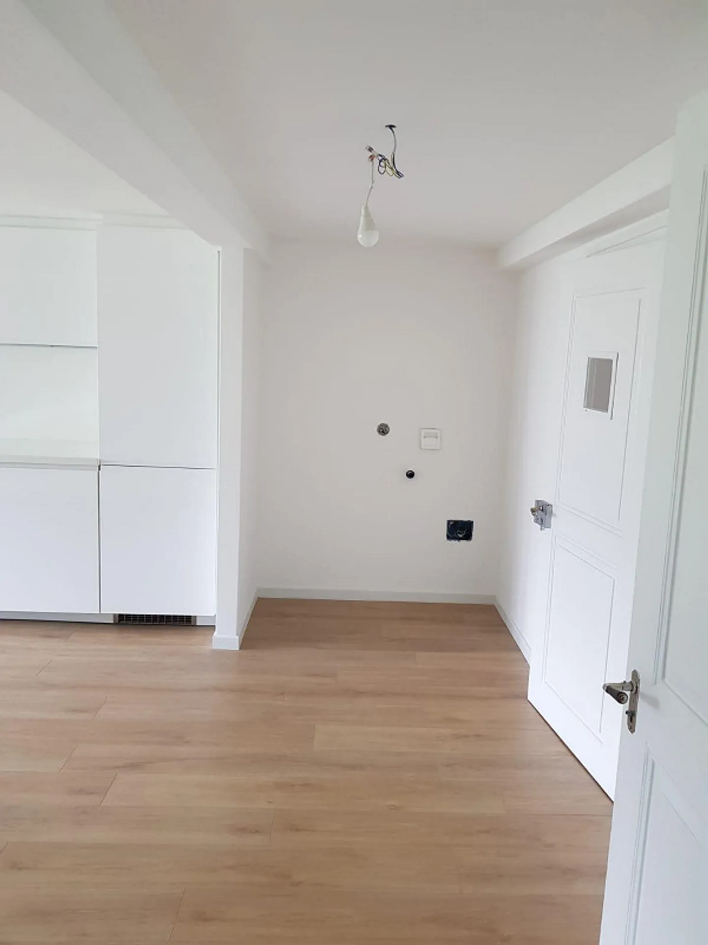 Renovated 2-room apartment in the center of Schüpfheim - Photo 3 of 7