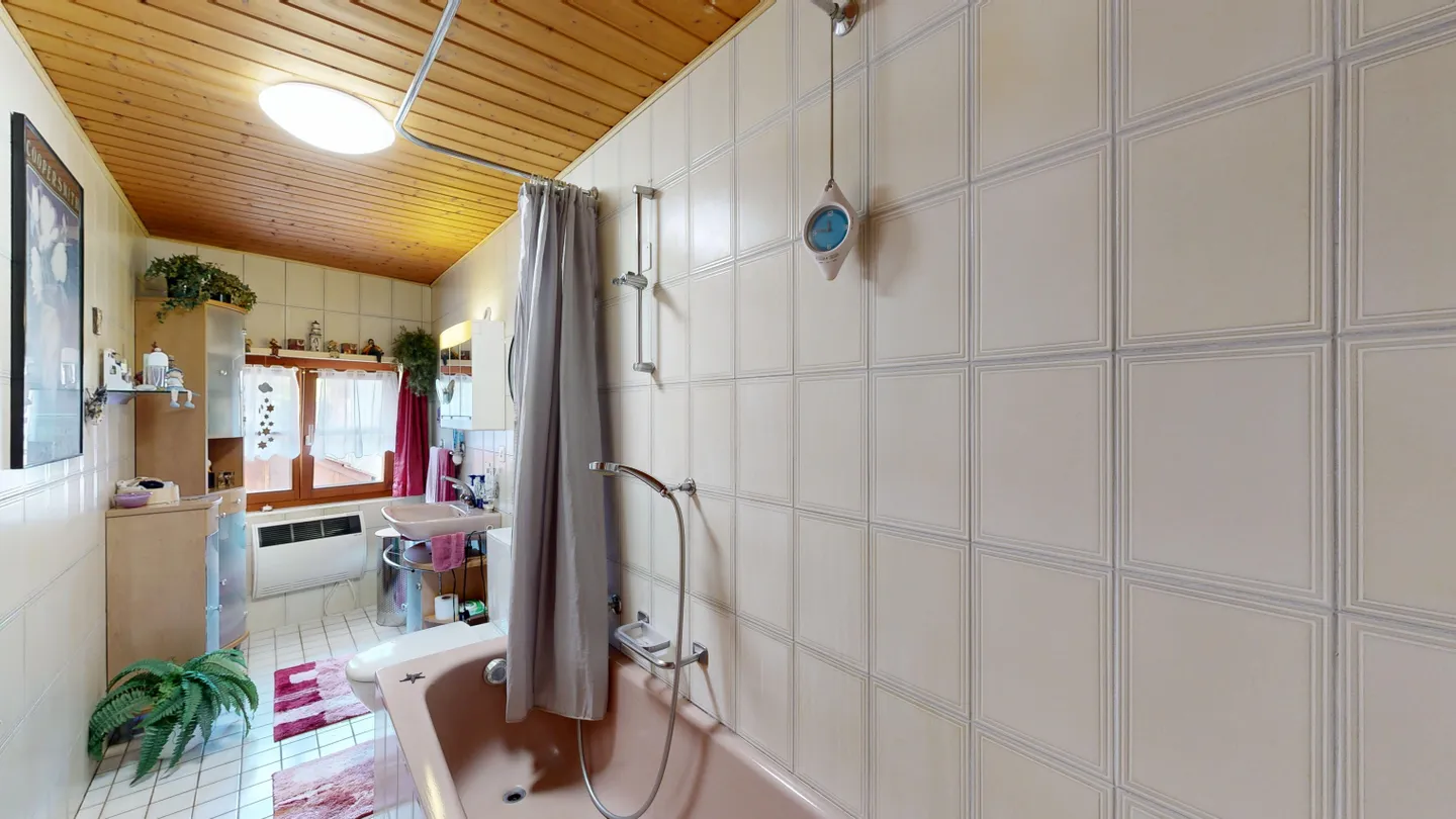 Casa a schiera affascinante con giardino - Foto 5 di 6