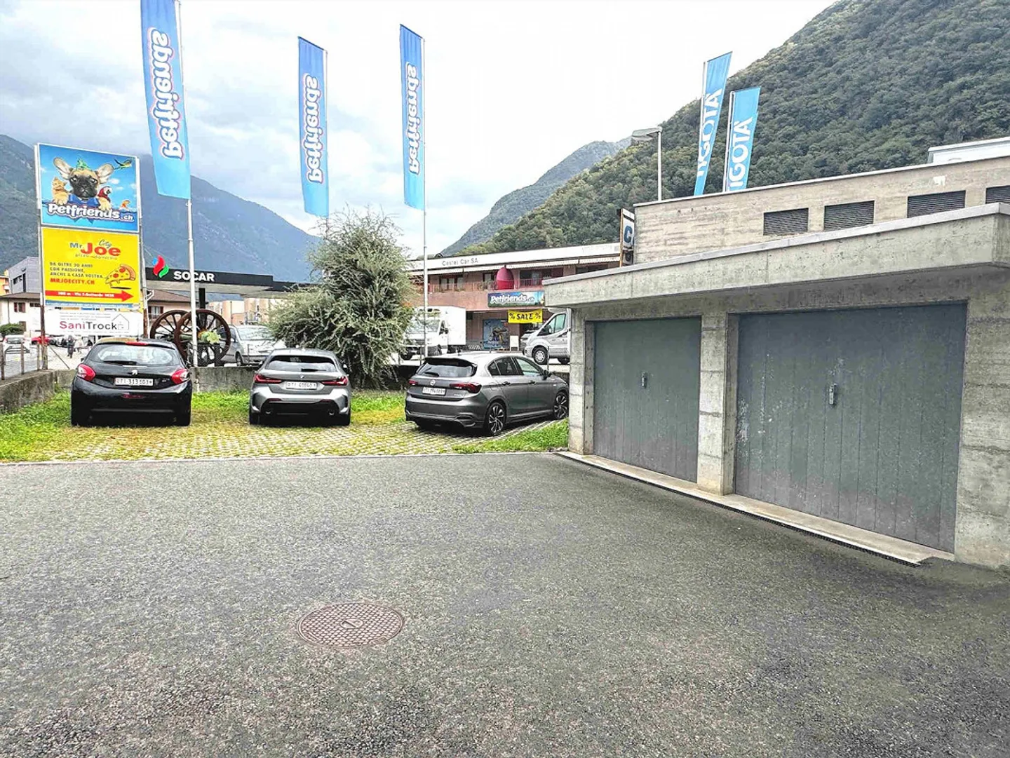 Vollständig renoviertes Haus: 2 Wohnungen und Büro in einer strategischen Lage - Foto 9 von 14