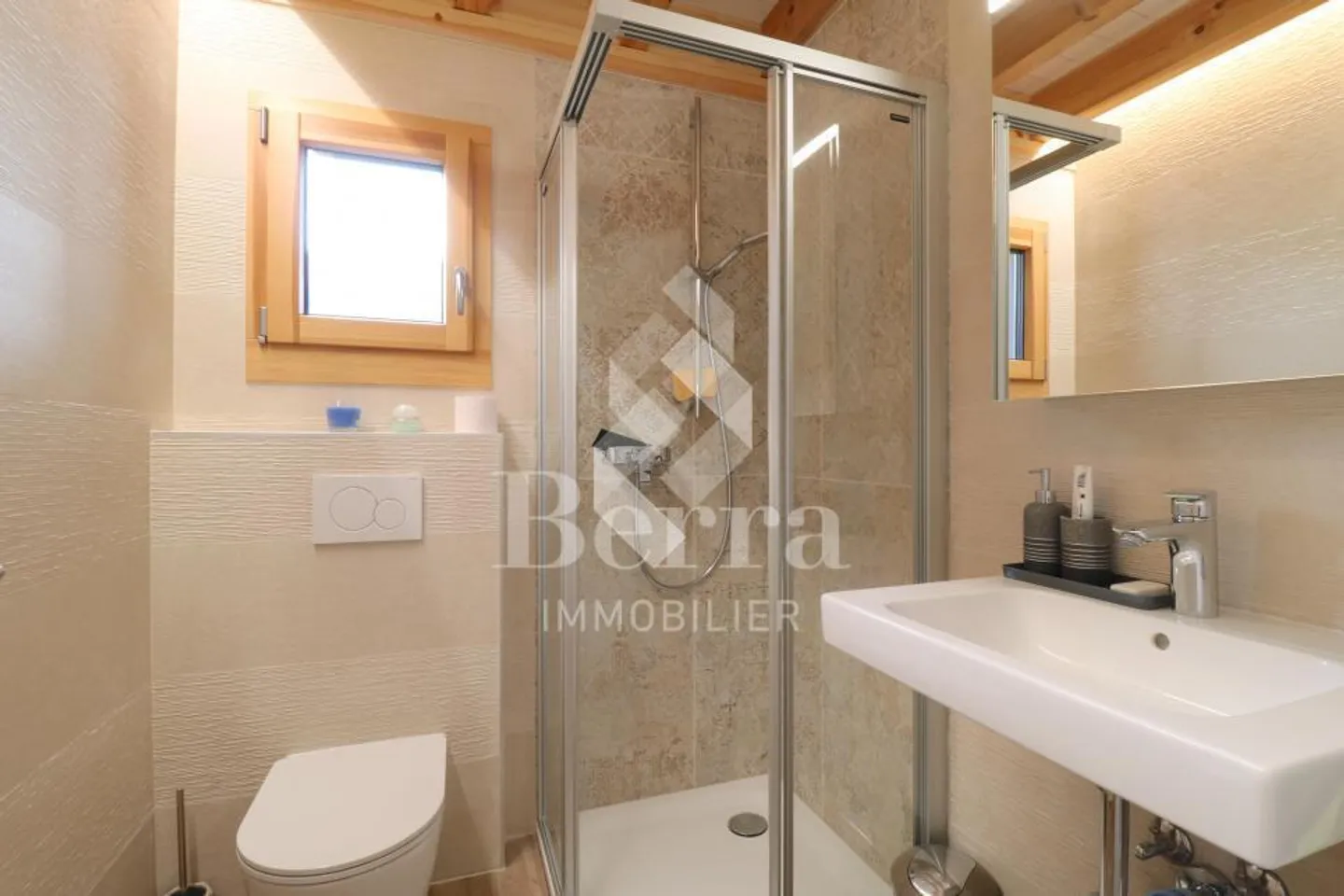 Bald verfügbar !! Immer noch in der Fertigstellung! - Foto 10 von 13