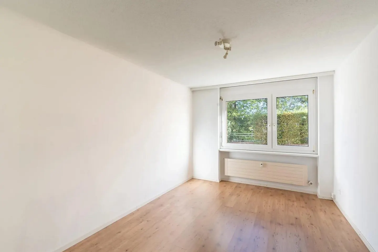 Appartamento 3.5 locali con potenziale - progetta la tua nuova casa - Foto 7 di 13