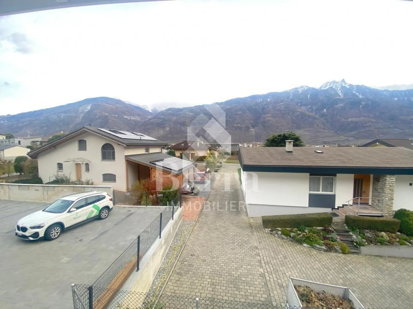 Bald verfügbar !! Immer noch in der Fertigstellung! - Foto 2 von 13