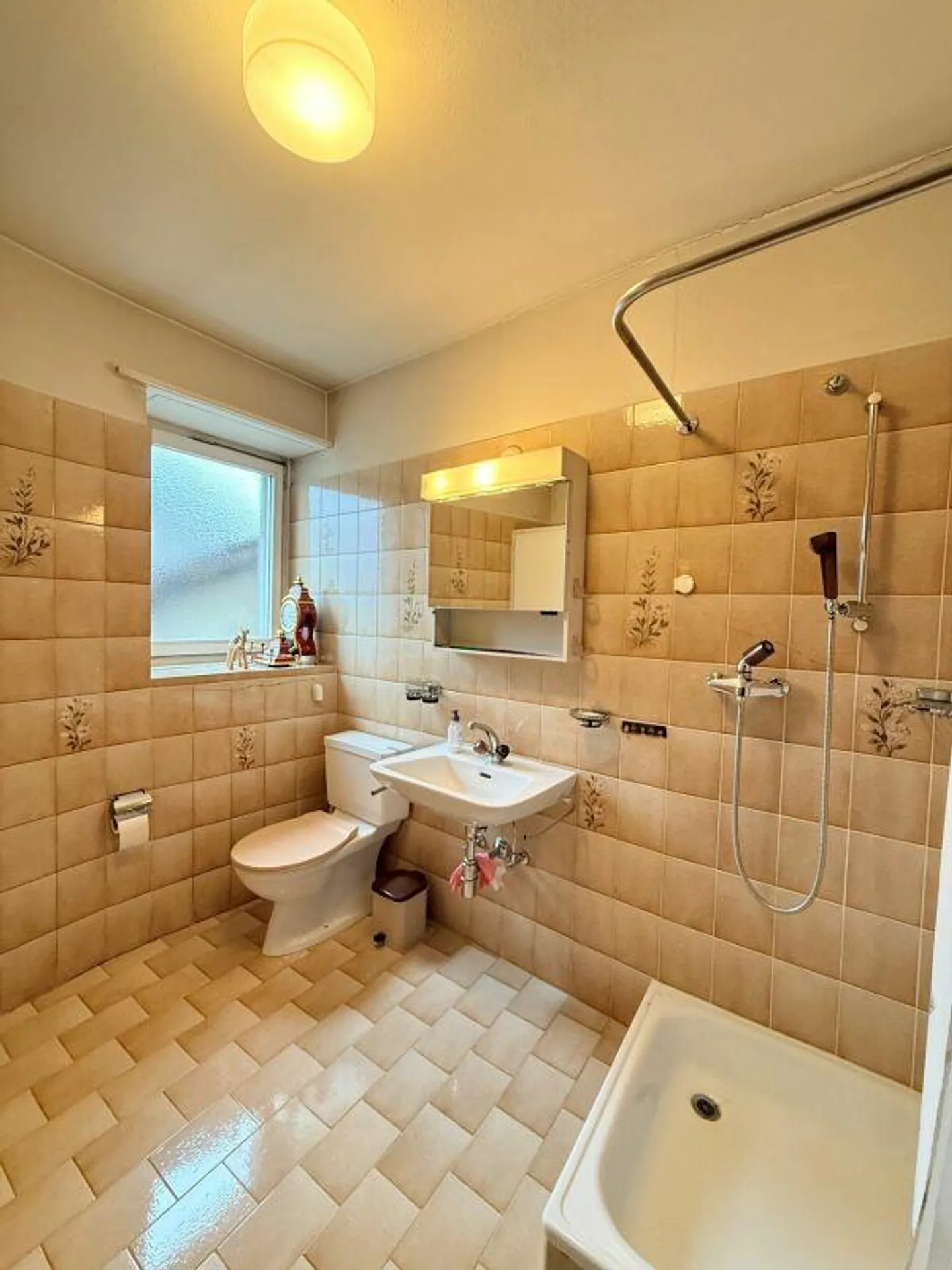 4,5 camere nel cuore di Montagnola - Foto 7 di 7