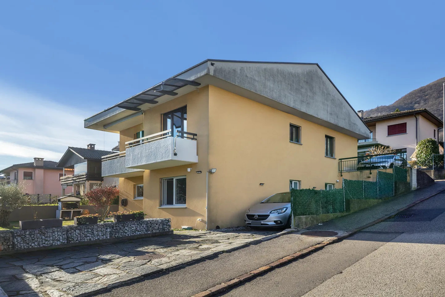 Appartement avec jardin dans une maison jumelée avec grand grenier - Photo 1 sur 10