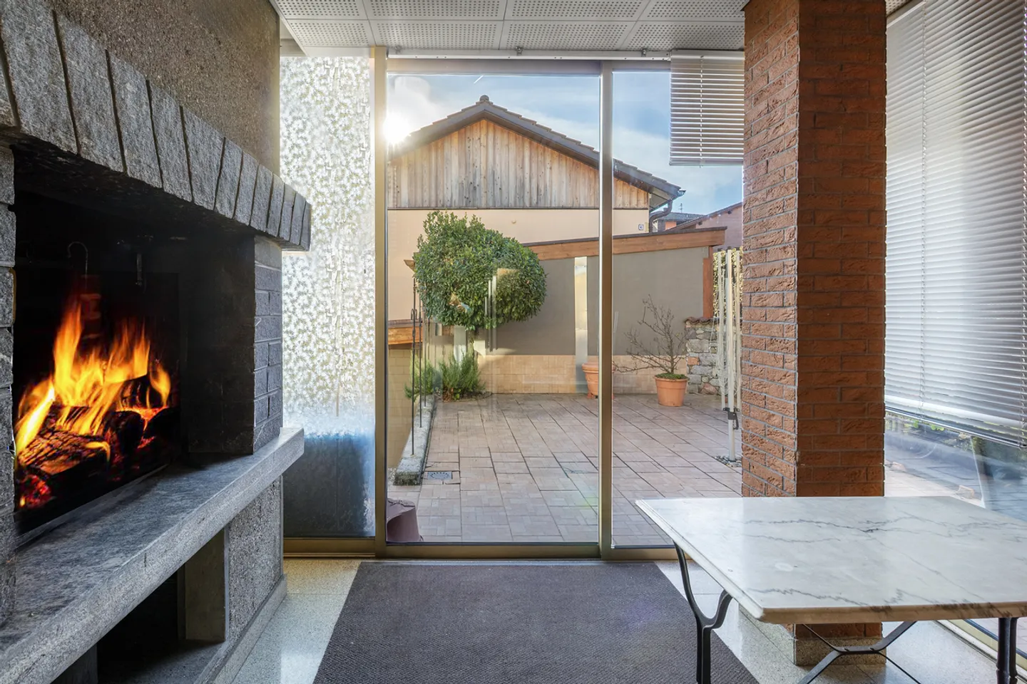 Appartement avec jardin dans une maison jumelée avec grand grenier - Photo 5 sur 10