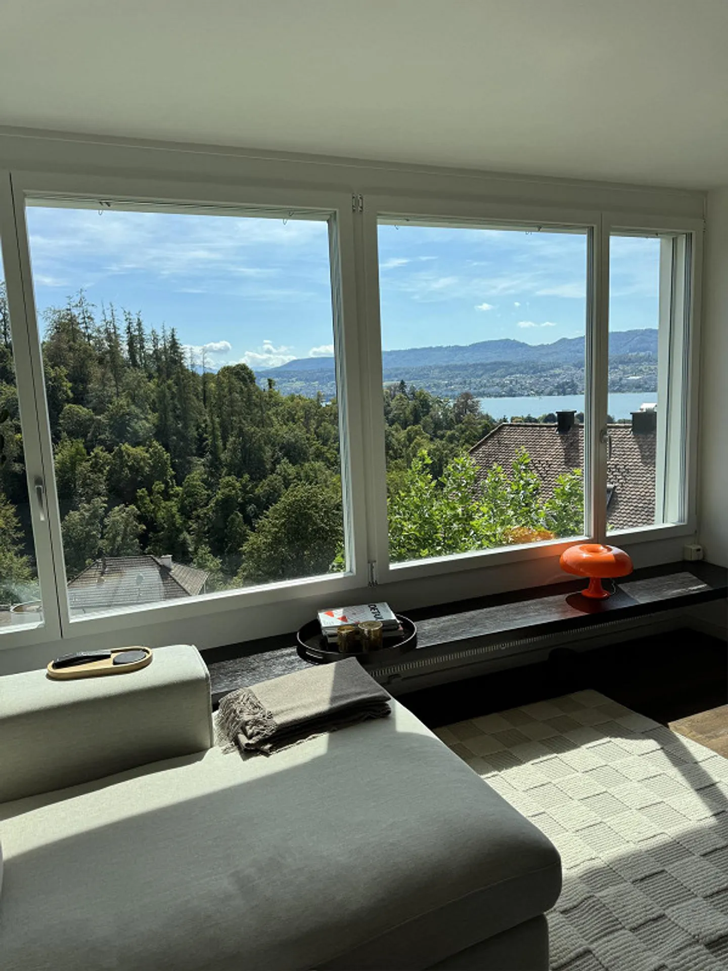 4.5 Zimmer Wohnung mit Seesicht - Foto 2 von 7