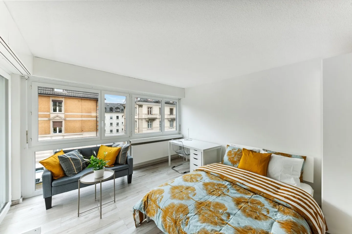 Appartamento arredato con 2 camere situato in posizione centrale - Foto 2 di 10