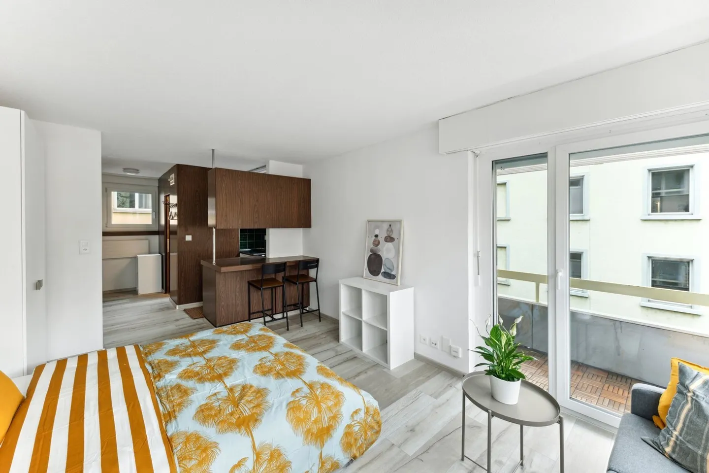 Appartamento arredato con 2 camere situato in posizione centrale - Foto 3 di 10