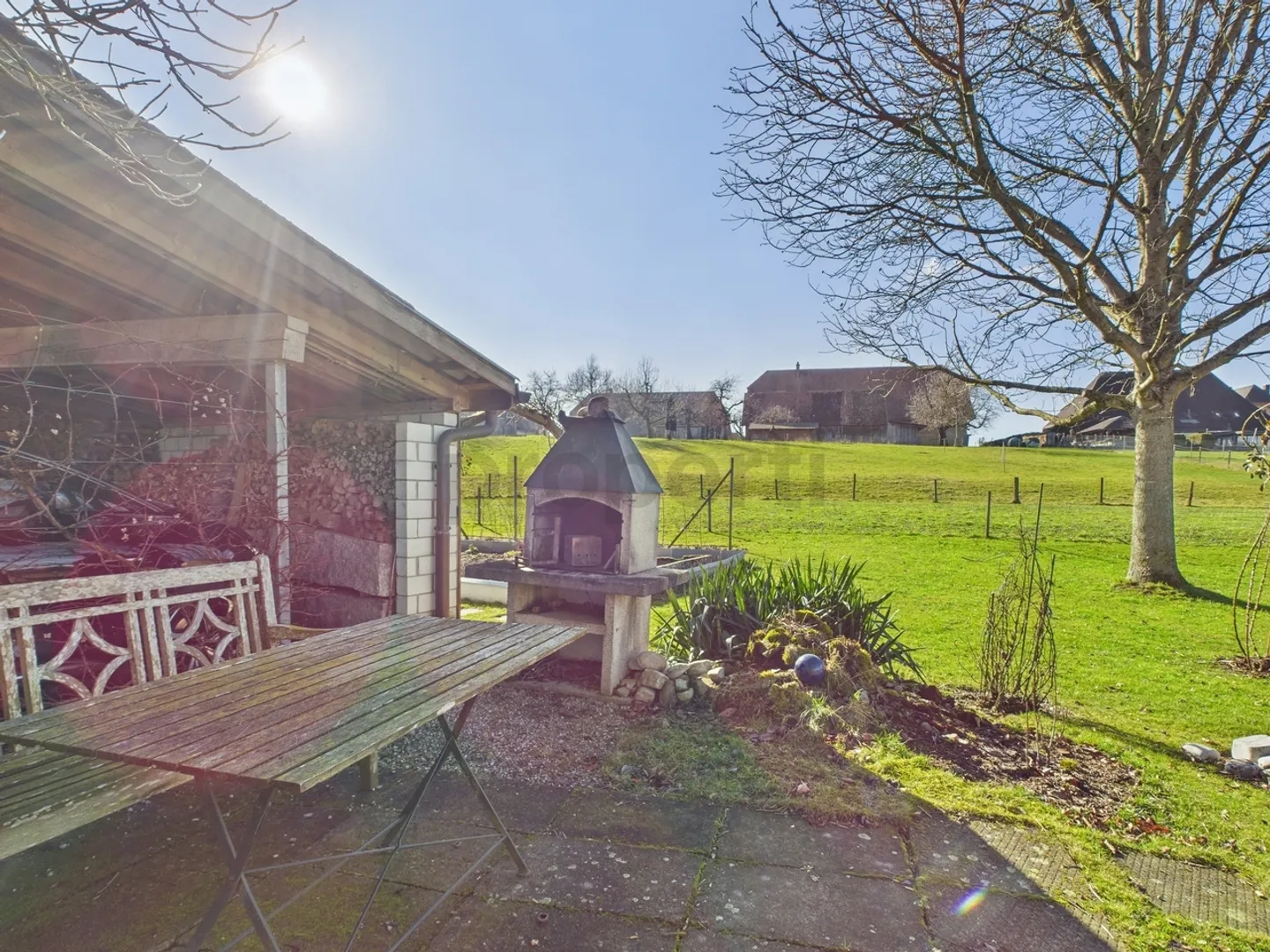 Bright 2.5-room apartment with balcony in Zauggenried - Photo 9 of 12