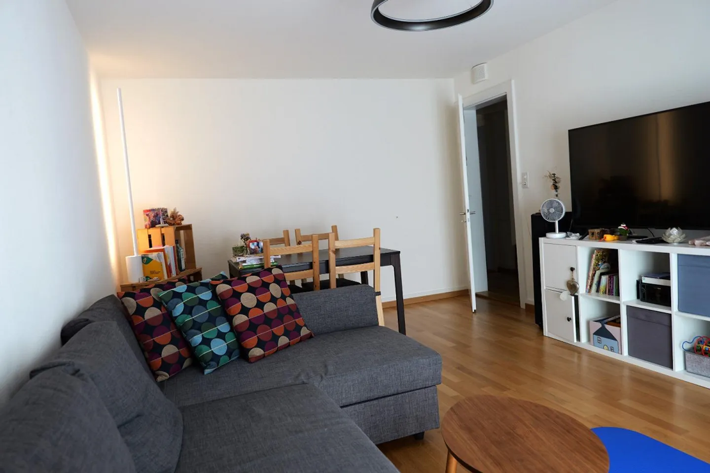 Central, quiet and bright 4-room apartment - Photo 1 of 10